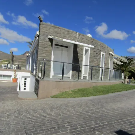Villa Luxury Villa With Private Heated Pool In A Quiet Area. San Miguel de Abona